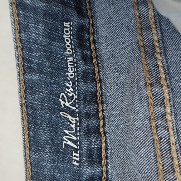 Sonoma Embroidered Mid-Rise Denim Demi Bootcut Jeans - Picture 4 of 16